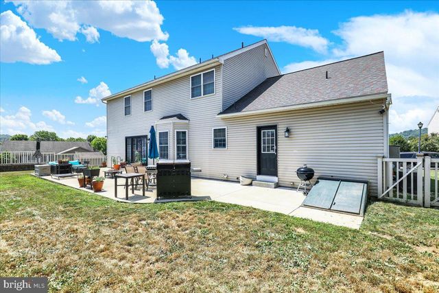 22 SHELLY DR, Reading, PA 19608