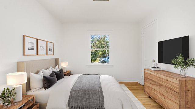 208 N Macarthur Avenue, Panama City, FL 32401