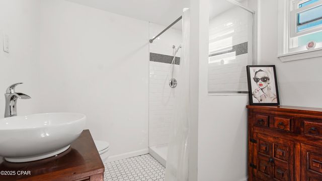 208 N Macarthur Avenue, Panama City, FL 32401