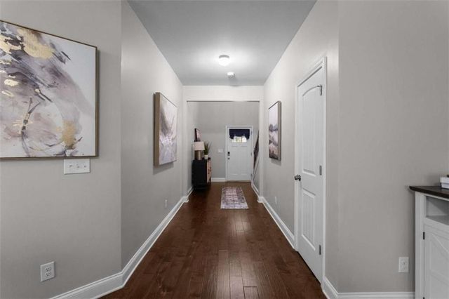 4142 Woodland Park Drive SW, Atlanta, GA 30331