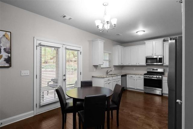 4142 Woodland Park Drive SW, Atlanta, GA 30331
