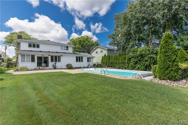 49 Rosewood Drive, Amherst, NY 14221