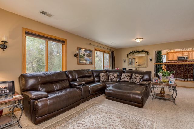 113 Sunburst Circle, Mankato, MN 56037
