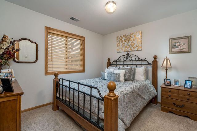 113 Sunburst Circle, Mankato, MN 56037