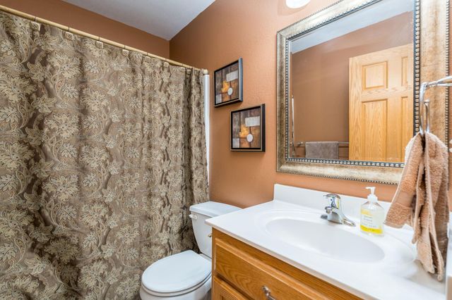 113 Sunburst Circle, Mankato, MN 56037