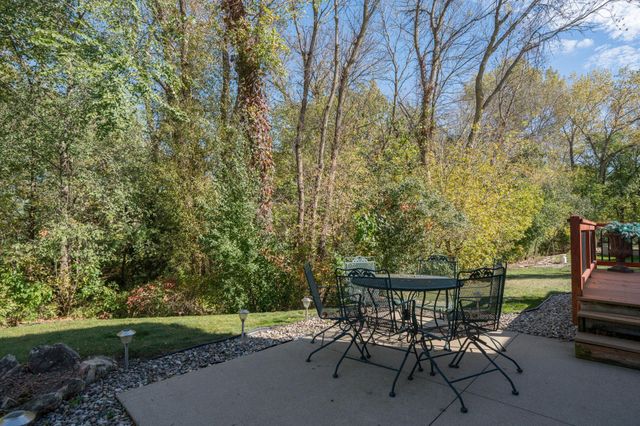 113 Sunburst Circle, Mankato, MN 56037