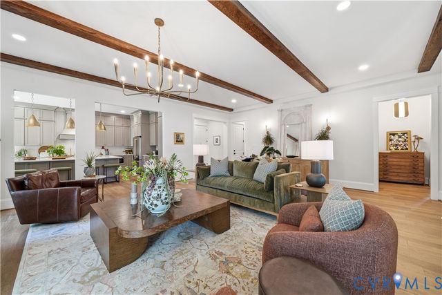 4925 Singing Bird Dr, Moseley, VA 23120