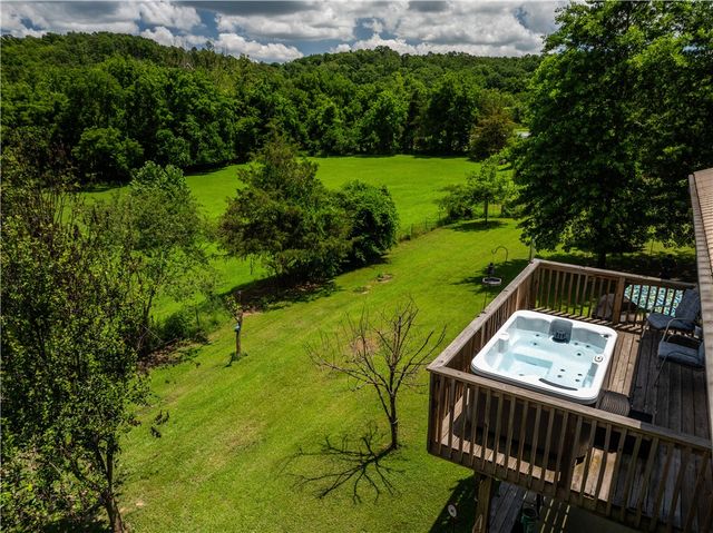 8252 Larue Road, Rogers, AR 72756