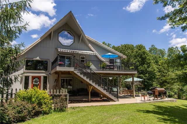 8252 Larue Road, Rogers, AR 72756