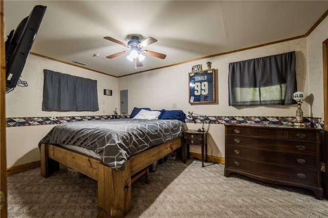 8252 Larue Road, Rogers, AR 72756