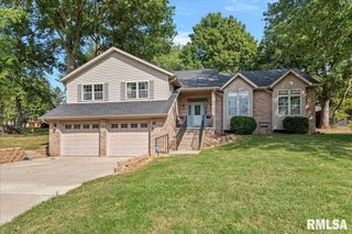 944 Chukker Lane, Springfield, IL 62712