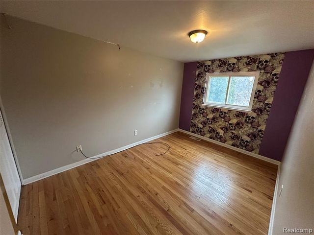 11119 Dudley Street, Taylor, MI 48180