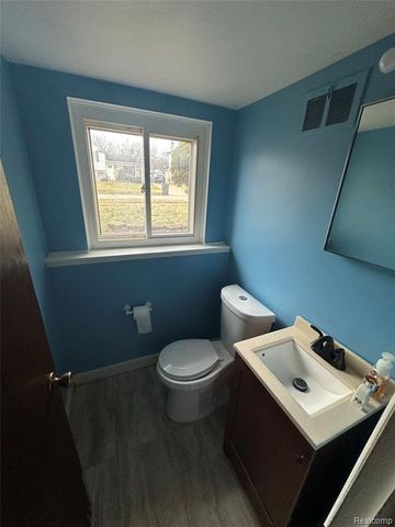 11119 Dudley Street, Taylor, MI 48180