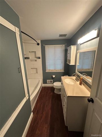 11119 Dudley Street, Taylor, MI 48180