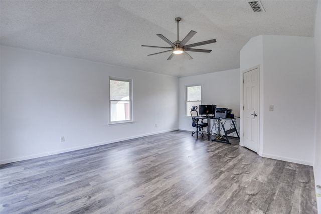 309 Sunnyview Drive, Mansfield, TX 76063