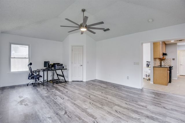 309 Sunnyview Drive, Mansfield, TX 76063