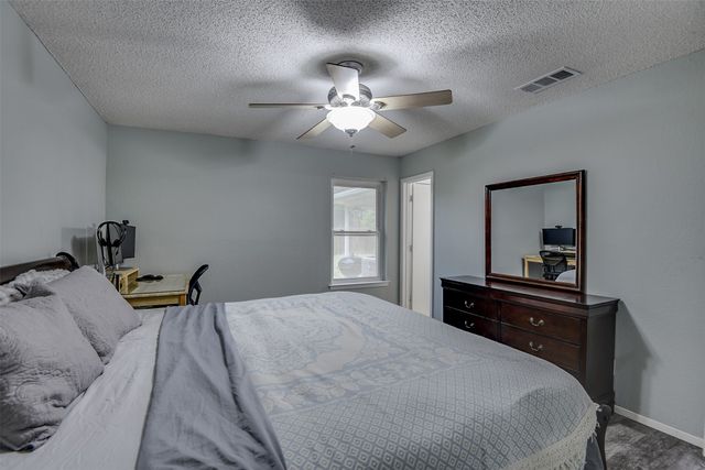 309 Sunnyview Drive, Mansfield, TX 76063
