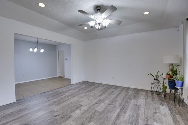 309 Sunnyview Drive, Mansfield, TX 76063