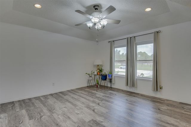 309 Sunnyview Drive, Mansfield, TX 76063