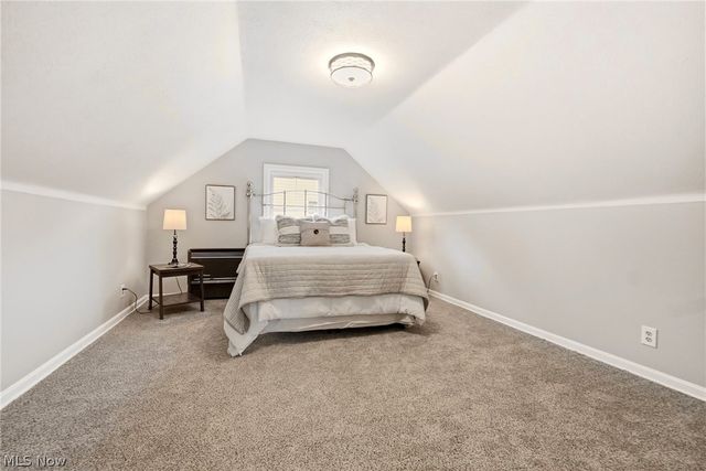 330 Inwood Boulevard, Avon Lake, OH 44012