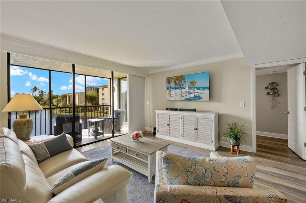 4200 Steamboat BEND # 303, Fort Myers, FL 33919