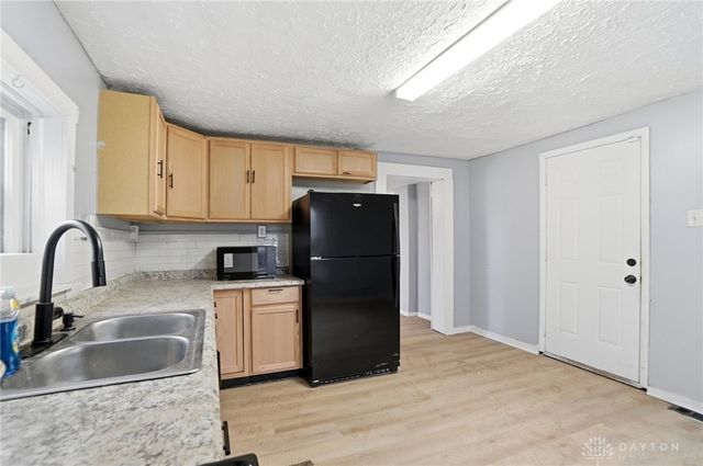 127 Colgate Avenue, Dayton, OH 45417