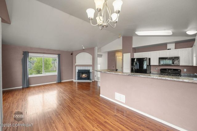 3933 Sycamore Loop, Anchorage, AK 99504