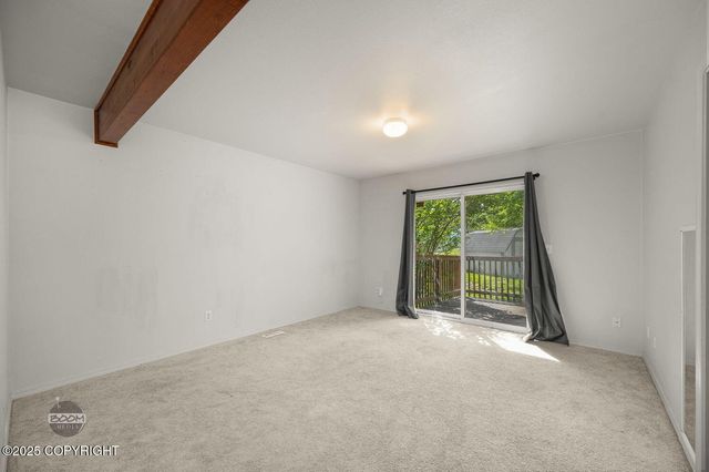 3933 Sycamore Loop, Anchorage, AK 99504