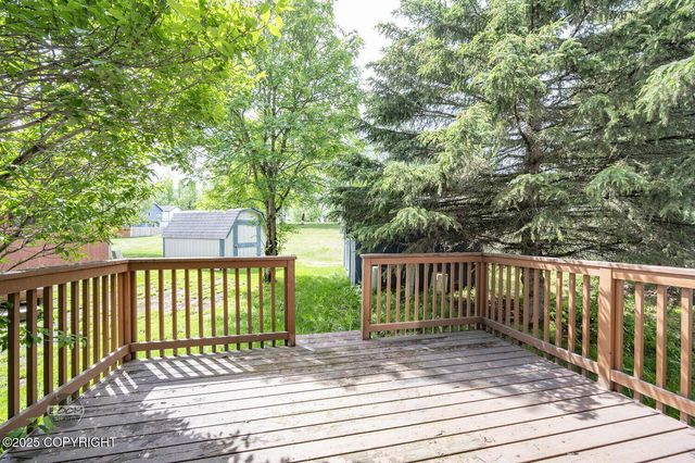 3933 Sycamore Loop, Anchorage, AK 99504