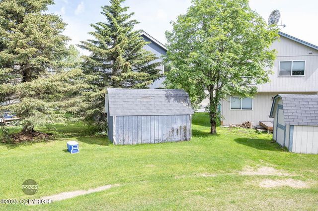 3933 Sycamore Loop, Anchorage, AK 99504
