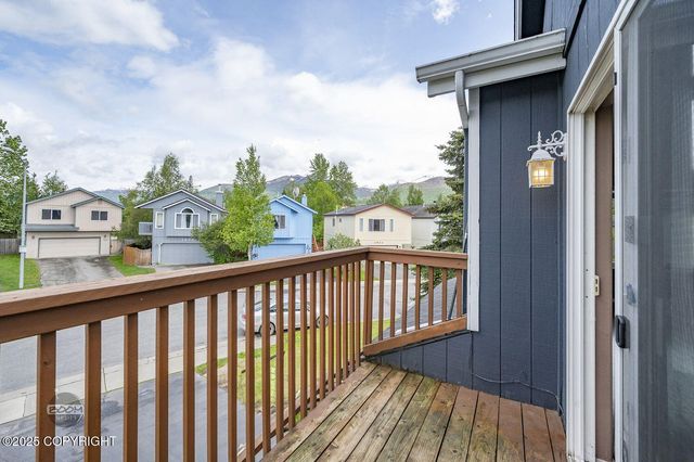 3933 Sycamore Loop, Anchorage, AK 99504
