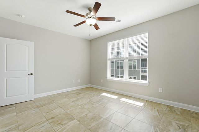 150 Ella Kinley Cir Unit 304, Myrtle Beach, SC 29588