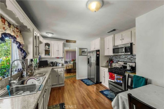 1508 E Queensdale, Compton, CA 90221