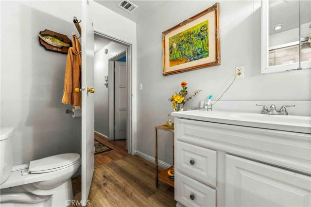 1508 E Queensdale, Compton, CA 90221