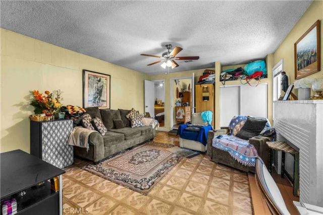 1508 E Queensdale, Compton, CA 90221