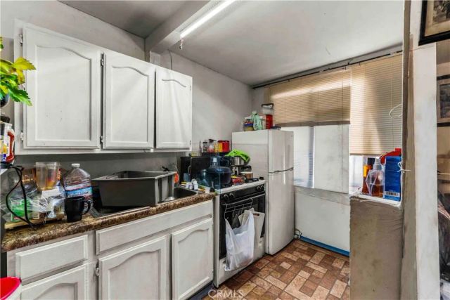 1508 E Queensdale, Compton, CA 90221