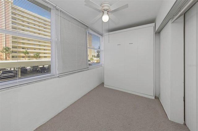 4550 COVE CIRCLE 207, St Petersburg, FL 33708