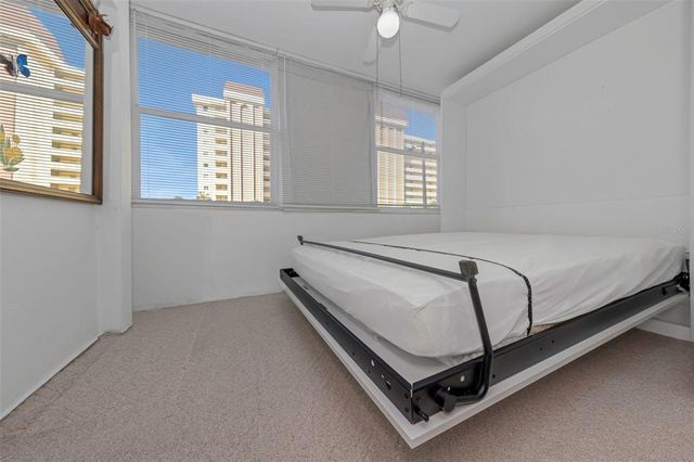 4550 COVE CIRCLE 207, St Petersburg, FL 33708
