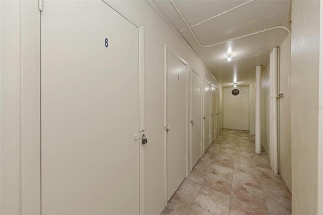 4550 COVE CIRCLE 207, St Petersburg, FL 33708