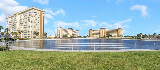 4550 COVE CIRCLE 207, St Petersburg, FL 33708