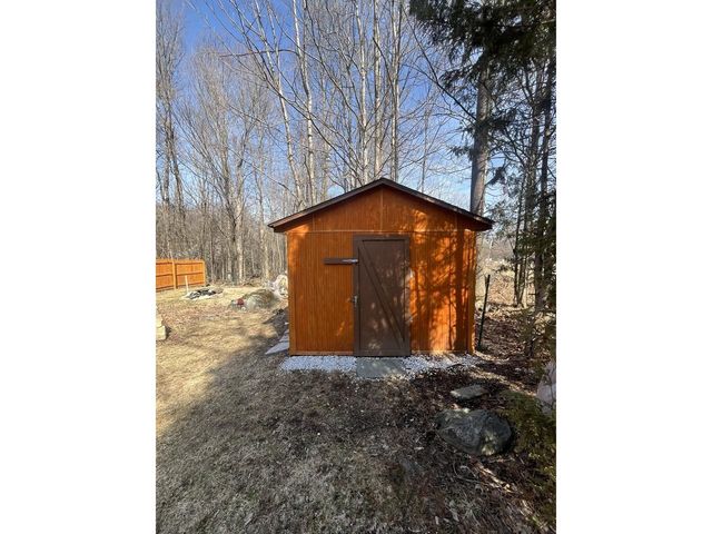 91 Robar Road, Williamstown, VT 05654