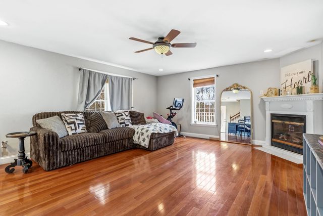 160 S Elm Street, Manchester, NH 03103