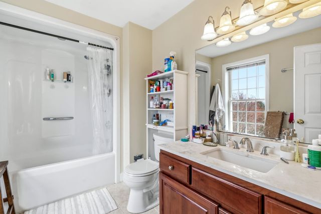 160 S Elm Street, Manchester, NH 03103