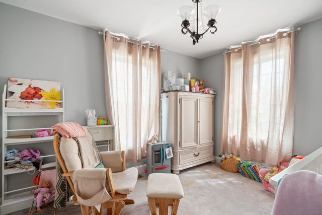 160 S Elm Street, Manchester, NH 03103