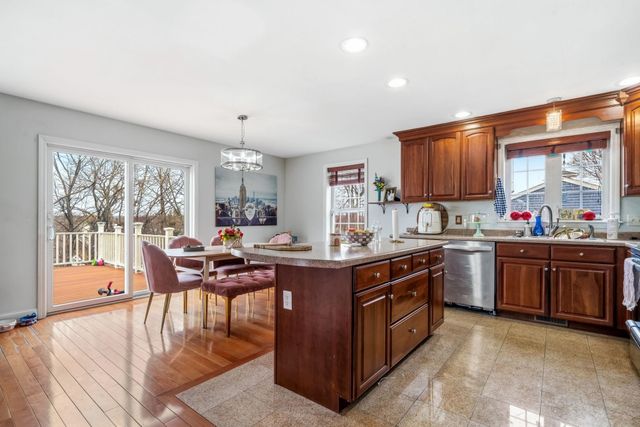 160 S Elm Street, Manchester, NH 03103