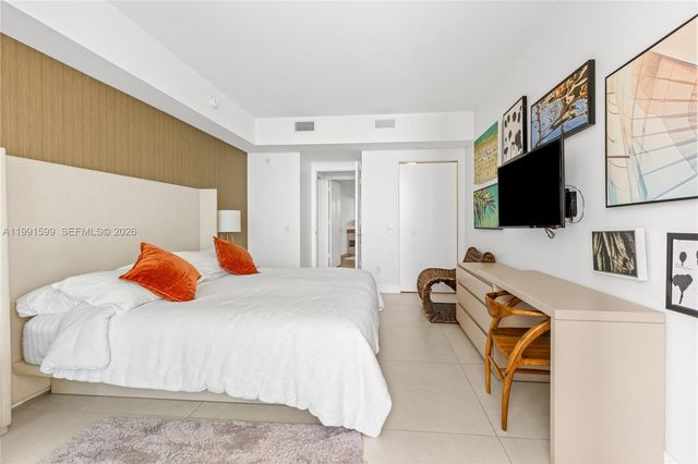 4111 S Ocean Drive 1107, Hollywood, FL 33019