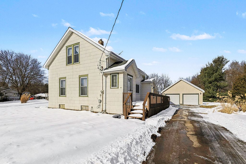 611 E Roosevelt Avenue E, Battle Creek, MI 49017