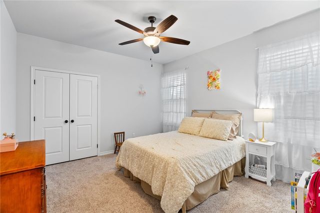 150 Norwood Oaks Dr, Rockport, TX 78382