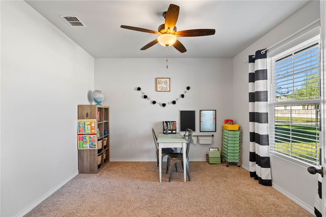 150 Norwood Oaks Dr, Rockport, TX 78382