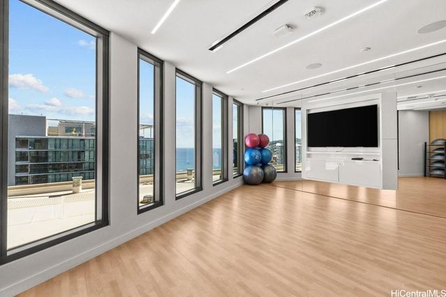 987 Queen Street 3602, Honolulu, HI 96814